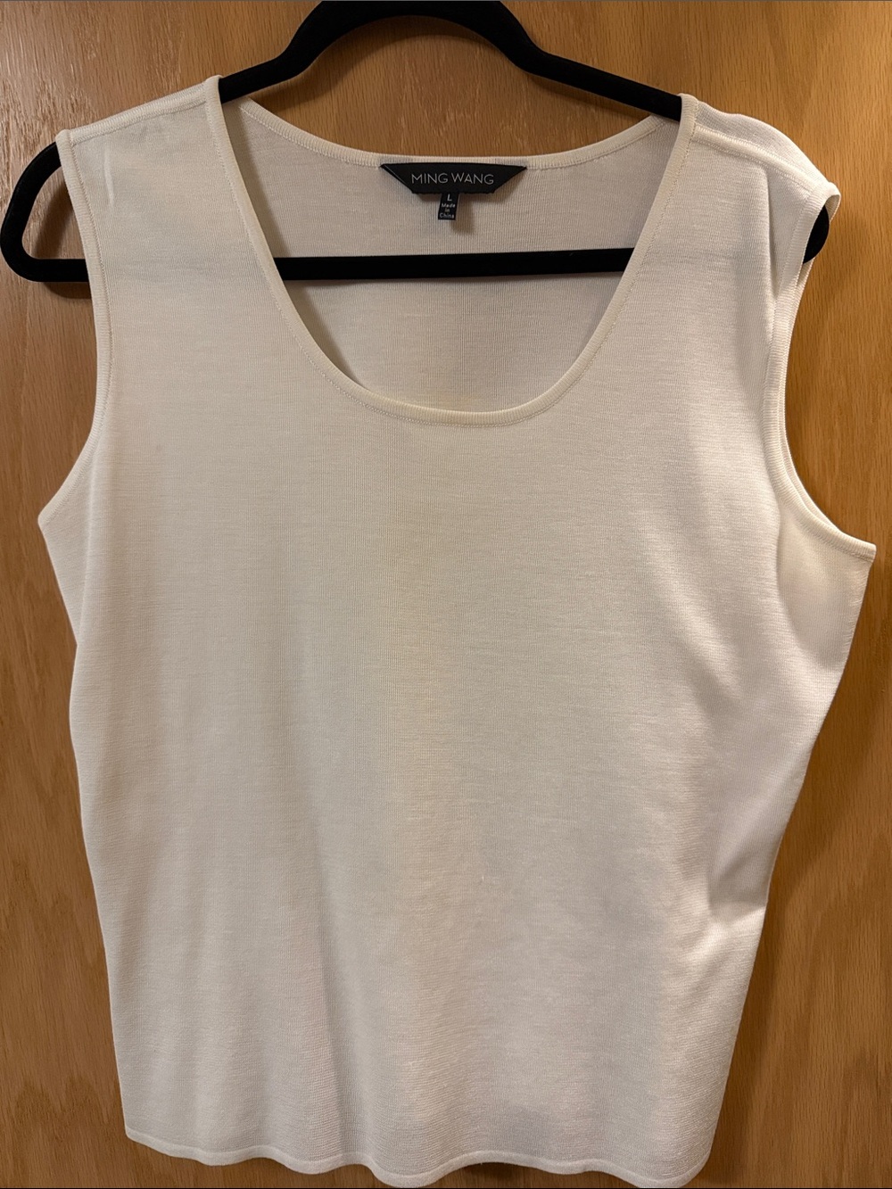 Ming Wang white Sleeveless Scoop Neck Top